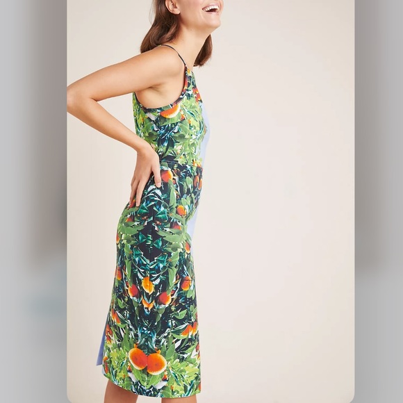 GORGEOUS DRESS!🌺🌸 - Picture 3 of 6